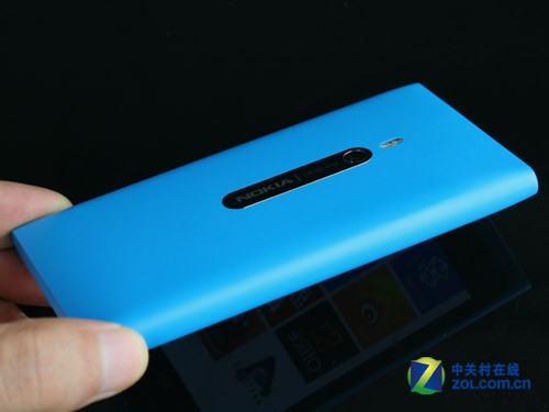 1000ѡ˭? ŵLumia710/800Ա 